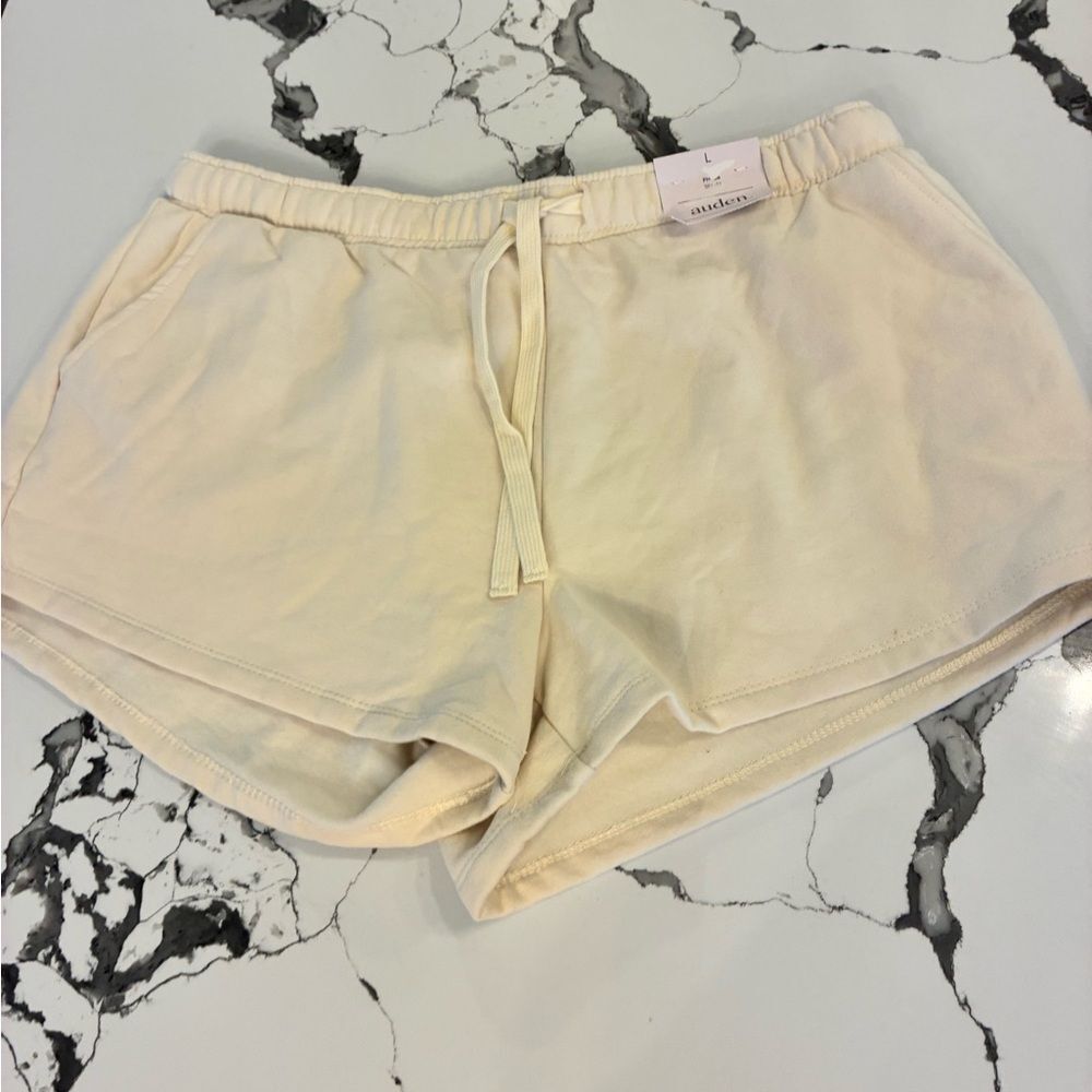 Auden Women's Cream Drawstring Lounge Shorts